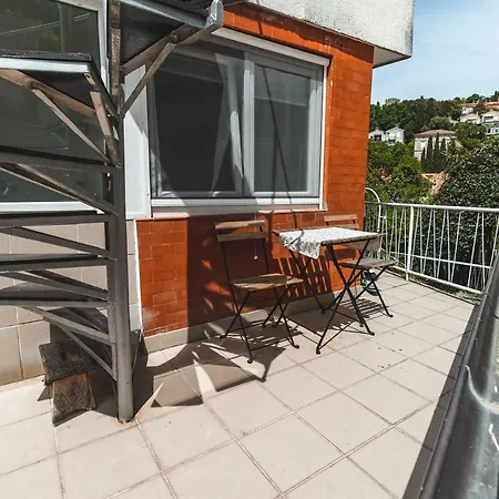 Kat-y Terrace With Excellent View *