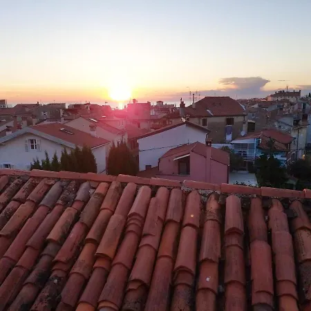 Kat-y Terrace With Excellent View Apartman